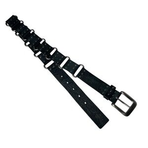 Levi’s S black leather belt